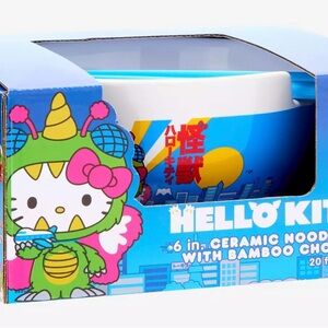 Sanrio Hello Kitty Kaiju Ramen Set NEW